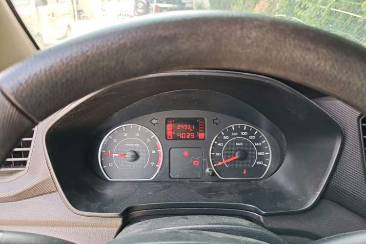 Used Wuling Hongguang V 2021 1.5L Jingqu Edition Enclosed-Window Vehicle LAR Instrument Cluster