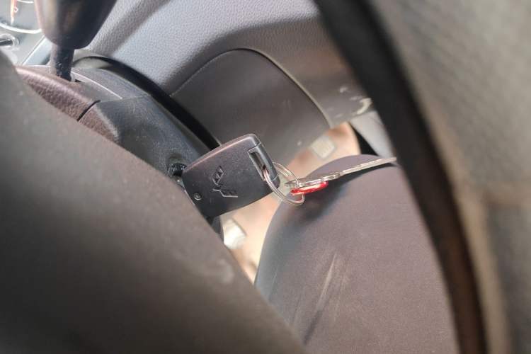Used Wuling Hongguang V 2021 1.5L Jingqu Version LAR Interior 1