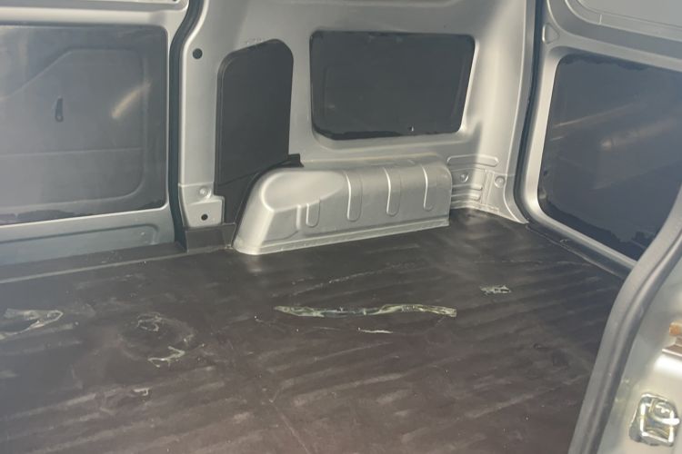 Used Wuling Hongguang V 2021 1.5L Jingqu Edition Enclosed-Window Vehicle LAR Interior 1