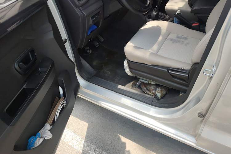 Used Wuling Hongguang V 2021 1.5L Jingqu Version LAR Interior 3