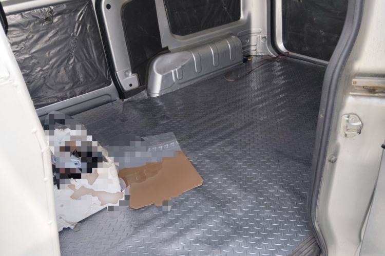 Used Wuling Hongguang V 2021 1.5L Jingqu Edition Enclosed-Window Vehicle LAR Interior 4