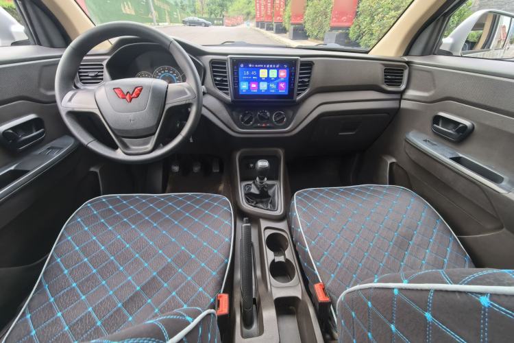 Used Wuling Hongguang V 2021 1.5L Refreshed Enjoyment Edition LAR Interior 5