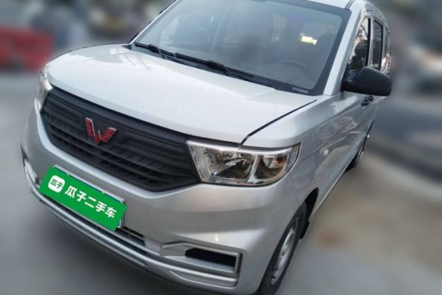 Used Wuling Hongguang V 2021 1.5L Enjoyment Edition LAR