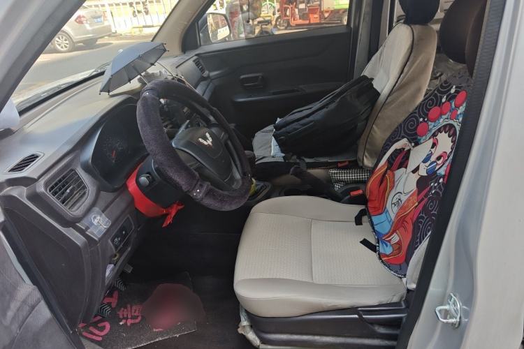 Used Wuling Hongguang V 2021 1.5L Jingqu Edition Enclosed-Window Vehicle LAR Left Front Seat