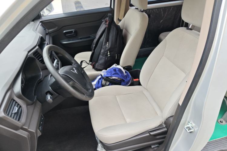 Used Wuling Hongguang V 2021 1.5L Jingqu Version LAR Left Front Seat