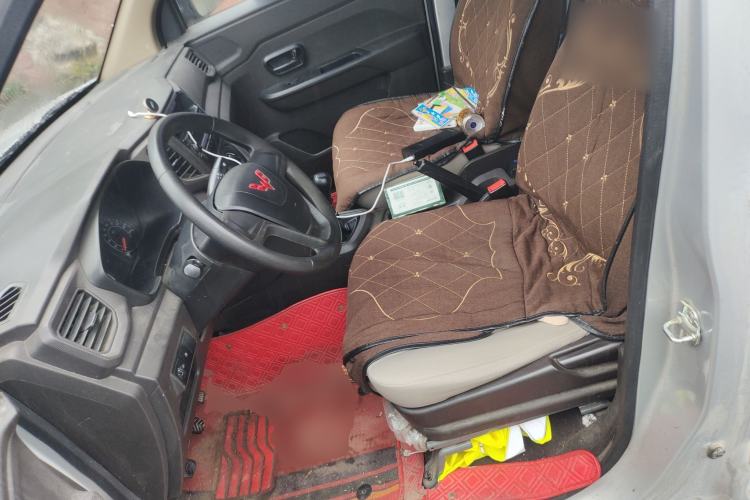 Used Wuling Hongguang V 2021 1.5L Jingqu Edition Enclosed-Window Vehicle LAR Left Front Seat