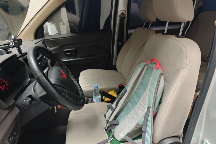 Used Wuling Hongguang V 2021 1.5L Jingqu Version LAR Left Front Seat
