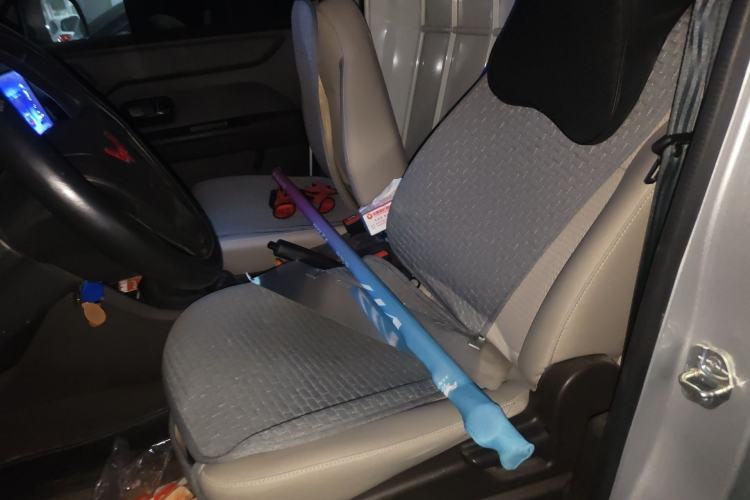 Used Wuling Hongguang V 2021 1.5L Jingqu Edition Enclosed-Window Vehicle LAR Left Front Seat
