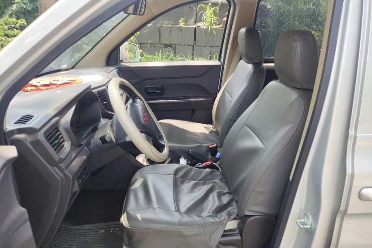 Used Wuling Hongguang V 2021 1.5L Enjoyment Edition LAR Left Front Seat