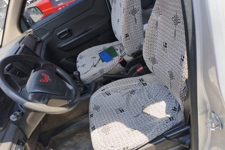 Used Wuling Hongguang V 2021 1.5L Enjoyment Edition LAR Left Front Seat