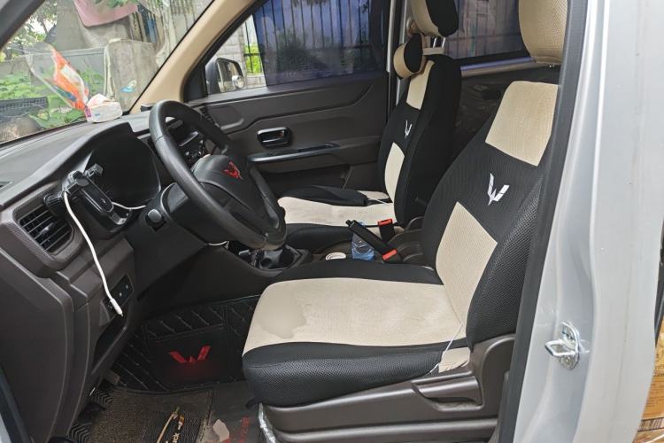 Used Wuling Hongguang V 2021 1.5L Refreshed Enjoyment Edition LAR Left Front Seat