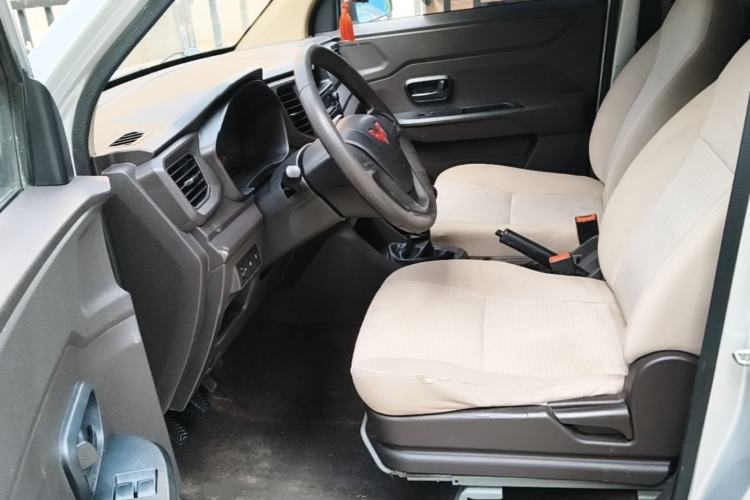 Used Wuling Hongguang V 2021 1.5L Jingqu Version LAR Left Front Seat