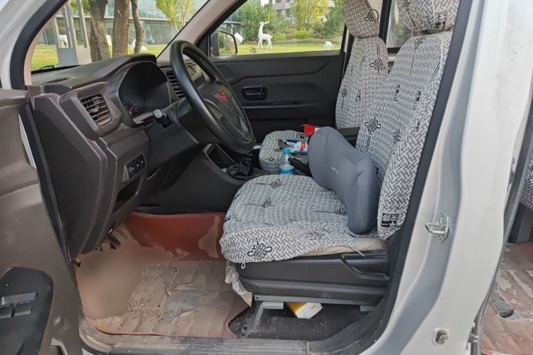 Used Wuling Hongguang V 2021 1.5L Jingqu Version LAR Left Front Seat