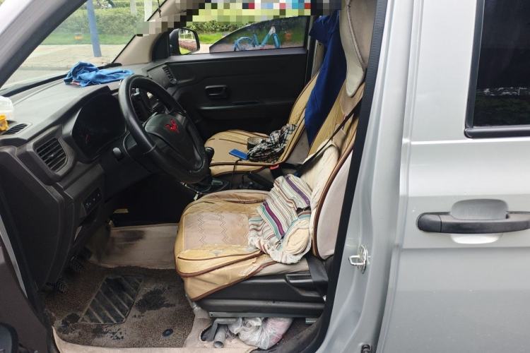 Used Wuling Hongguang V 2021 1.5L Jingqu Version LAR Left Front Seat