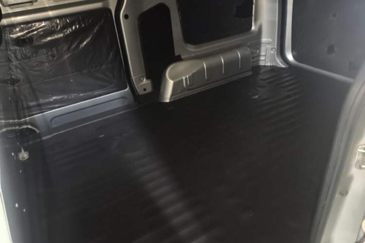 Used Wuling Hongguang V 2021 1.5L Jingqu Edition Enclosed-Window Vehicle LAR Left Rear Seat