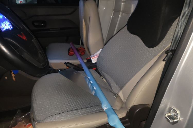 Used Wuling Hongguang V 2021 1.5L Jingqu Edition Enclosed-Window Vehicle LAR Left Rear Seat