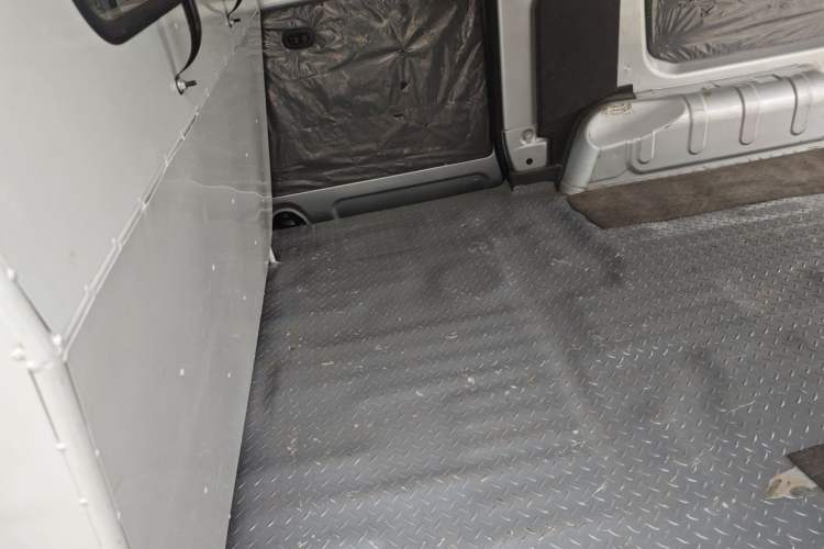Used Wuling Hongguang V 2021 1.5L Jingqu Edition Enclosed-Window Vehicle LAR Left Rear Seat