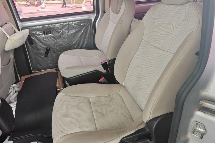 Used Wuling Hongguang V 2021 1.5L Enjoyment Edition LAR Left Rear Seat