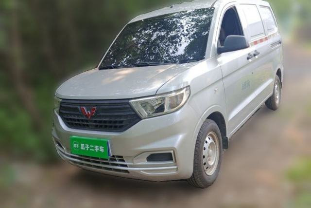 Used Wuling Hongguang V 2021 1.5L Jingqu Edition Enclosed-Window Vehicle LAR