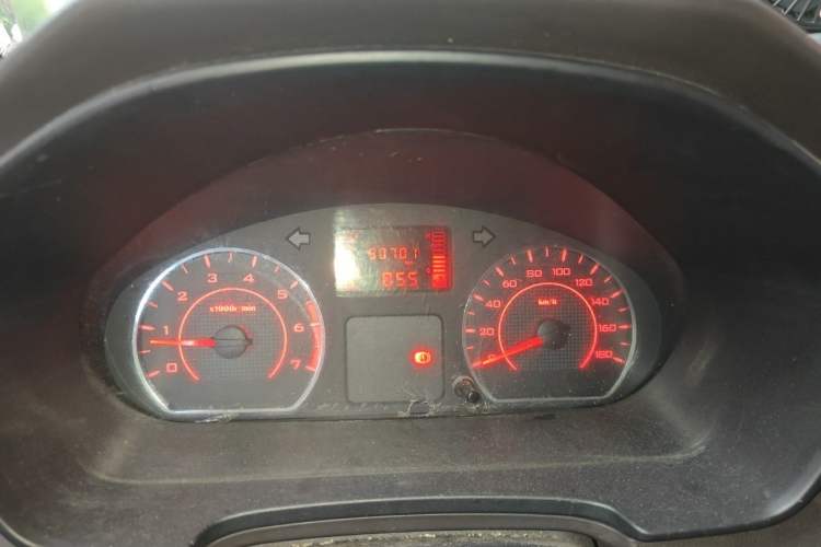 Used Wuling Hongguang V 2021 1.5L Jingqu Version LAR Odometer Close Up