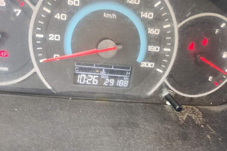 Used Wuling Hongguang V 2021 1.5L Enjoyment Edition LAR Odometer Close Up