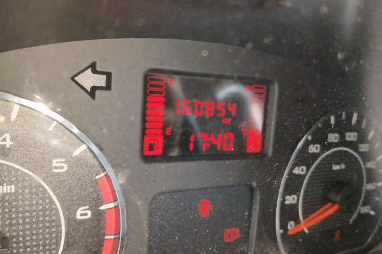 Used Wuling Hongguang V 2021 1.5L Jingqu Edition Enclosed-Window Vehicle LAR Odometer Close Up