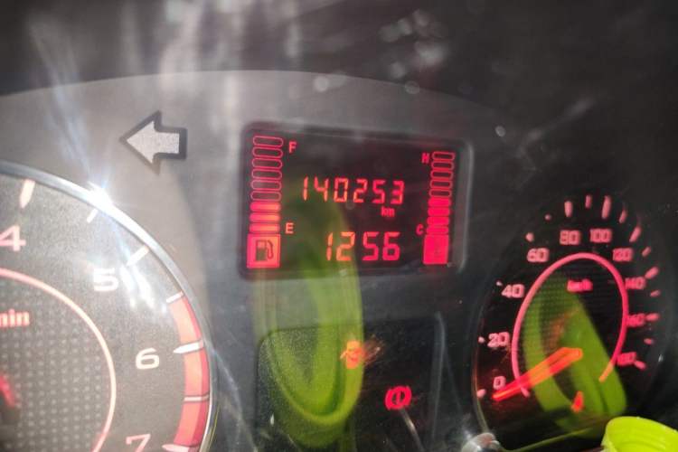 Used Wuling Hongguang V 2021 1.5L Jingqu Version LAR Odometer Close Up