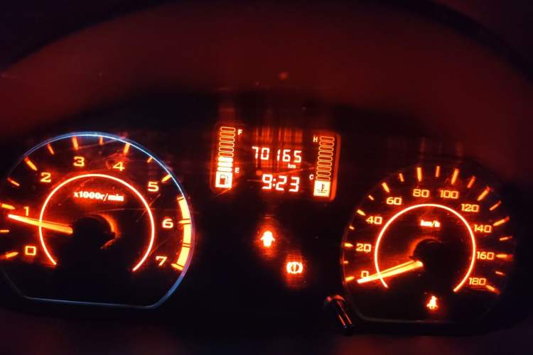Used Wuling Hongguang V 2021 1.5L Jingqu Version LAR Odometer Close Up