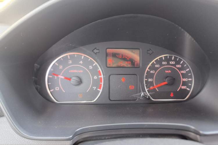 Used Wuling Hongguang V 2021 1.5L Jingqu Version LAR Odometer Close Up