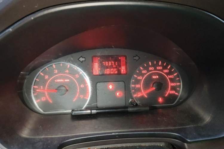 Used Wuling Hongguang V 2021 1.5L Jingqu Version LAR Odometer Close Up