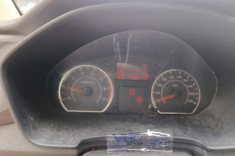 Used Wuling Hongguang V 2021 1.5L Jingqu Edition Enclosed-Window Vehicle LAR Odometer Close Up