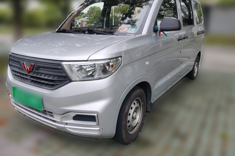 Wuling Hongguang V 2021 1.5L Jingqu Version LAR مستعملة Guazi used car, China used car export, Used car for sale, Used  cars, Cheapest cars for sale