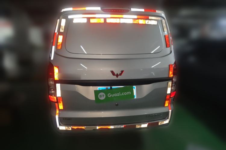 Used Wuling Hongguang V 2021 1.5L Jingqu Edition Enclosed-Window Vehicle LAR Rear