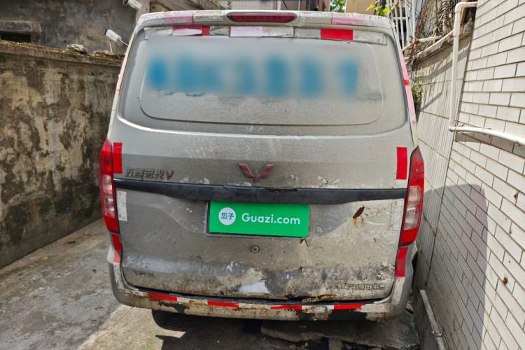 Used Wuling Hongguang V 2021 1.5L Jingqu Edition Enclosed-Window Vehicle LAR Rear
