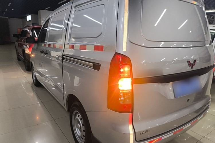 Used Wuling Hongguang V 2021 1.5L Jingqu Edition Enclosed-Window Vehicle LAR Rear Left 45 Deg