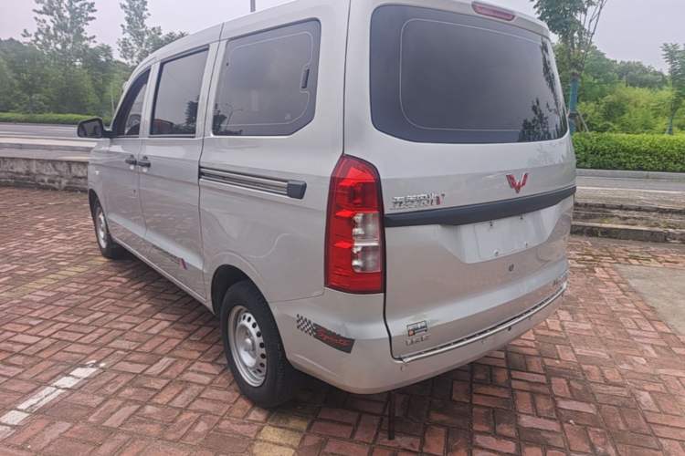 Used Wuling Hongguang V 2021 1.5L Jingqu Version LAR Rear Left 45 Deg