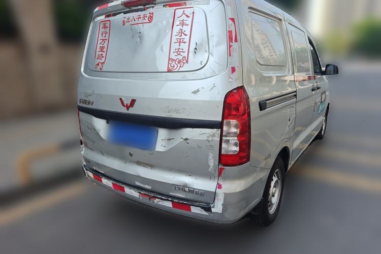 Used Wuling Hongguang V 2021 1.5L Jingqu Edition Enclosed-Window Vehicle LAR Rear Right 45 Deg