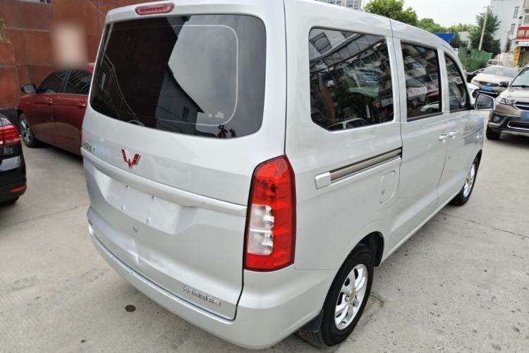 Used Wuling Hongguang V 2021 1.5L Jingqu Version LAR Rear Right 45 Deg