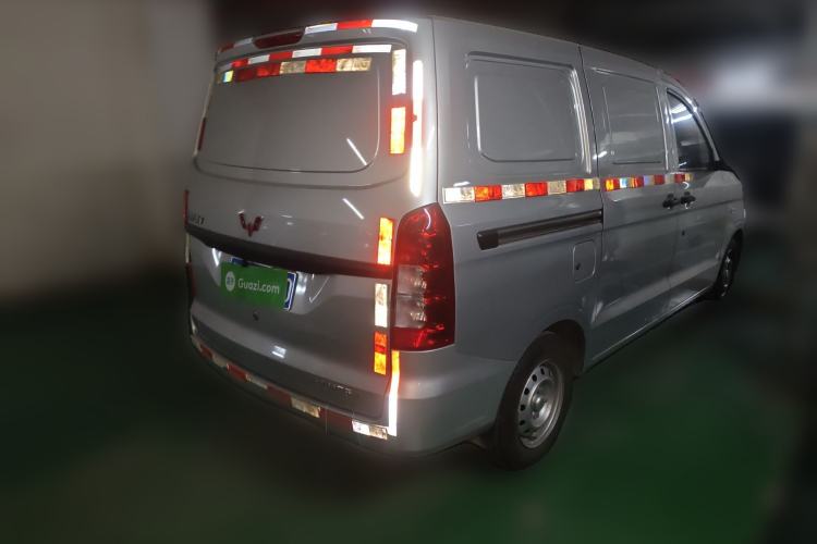 Used Wuling Hongguang V 2021 1.5L Jingqu Edition Enclosed-Window Vehicle LAR Rear Right 45 Deg