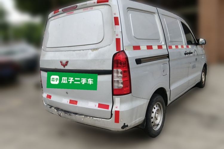 Used Wuling Hongguang V 2021 1.5L Jingqu Edition Enclosed-Window Vehicle LAR Rear Right 45 Deg