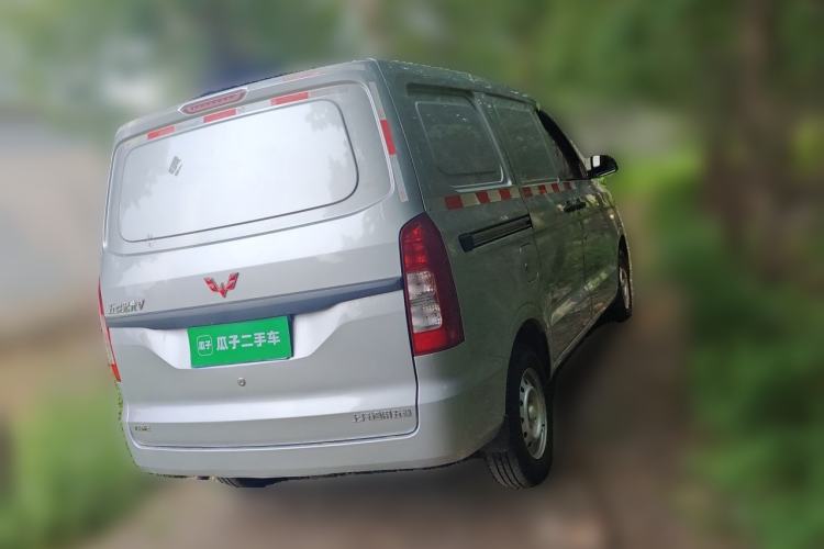 Used Wuling Hongguang V 2021 1.5L Jingqu Edition Enclosed-Window Vehicle LAR Rear Right 45 Deg