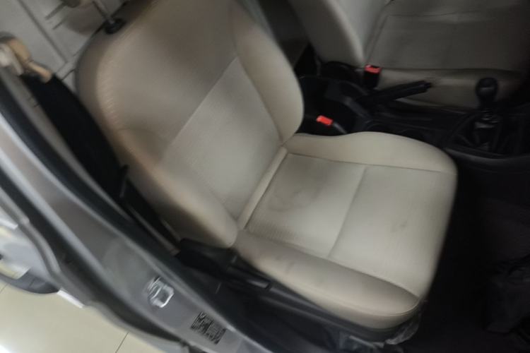 Used Wuling Hongguang V 2021 1.5L Jingqu Edition Enclosed-Window Vehicle LAR Right Front Seat