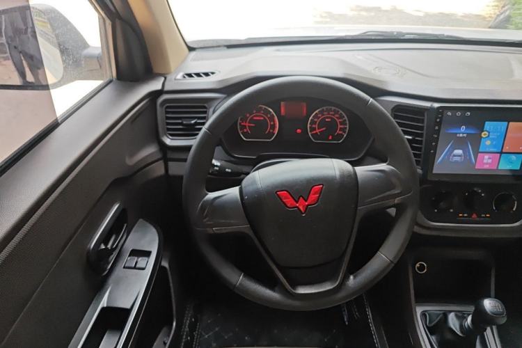 Used Wuling Hongguang V 2021 1.5L Refreshed Enjoyment Edition LAR Steering Wheel