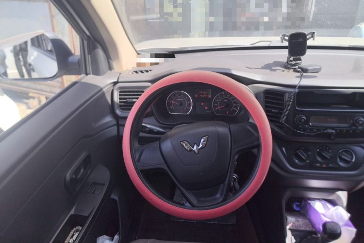 Used Wuling Hongguang V 2021 1.5L Jingqu Version LAR Steering Wheel