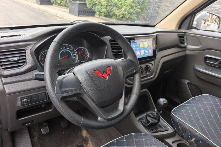 Used Wuling Hongguang V 2021 1.5L Refreshed Enjoyment Edition LAR Steering Wheel