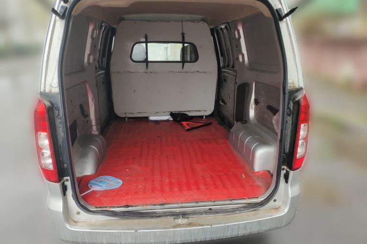 Used Wuling Hongguang V 2021 1.5L Jingqu Edition Enclosed-Window Vehicle LAR Trunk