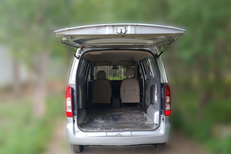 Used Wuling Hongguang V 2021 1.5L Jingqu Edition Enclosed-Window Vehicle LAR Trunk