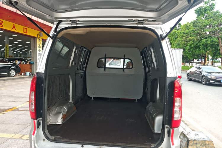 Used Wuling Hongguang V 2021 1.5L Jingqu Edition Enclosed-Window Vehicle LAR Trunk