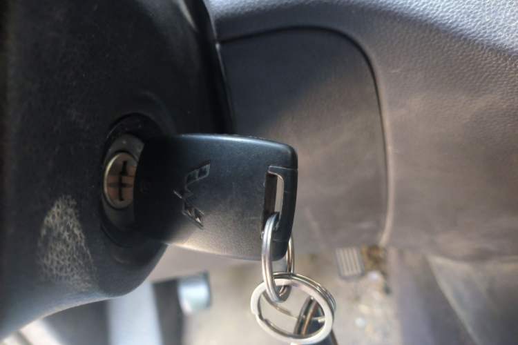 Used Wuling Hongguang V 2021 1.5L Jingqu Version LAR Vehicle Key