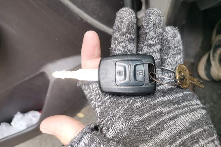Used Wuling Hongguang V 2021 1.5L Jingqu Edition Enclosed-Window Vehicle LAR Vehicle Key